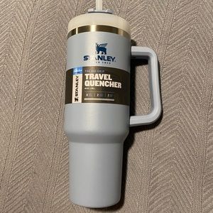 Stanley Adventure Quencher 40oz Tumbler in Chambray